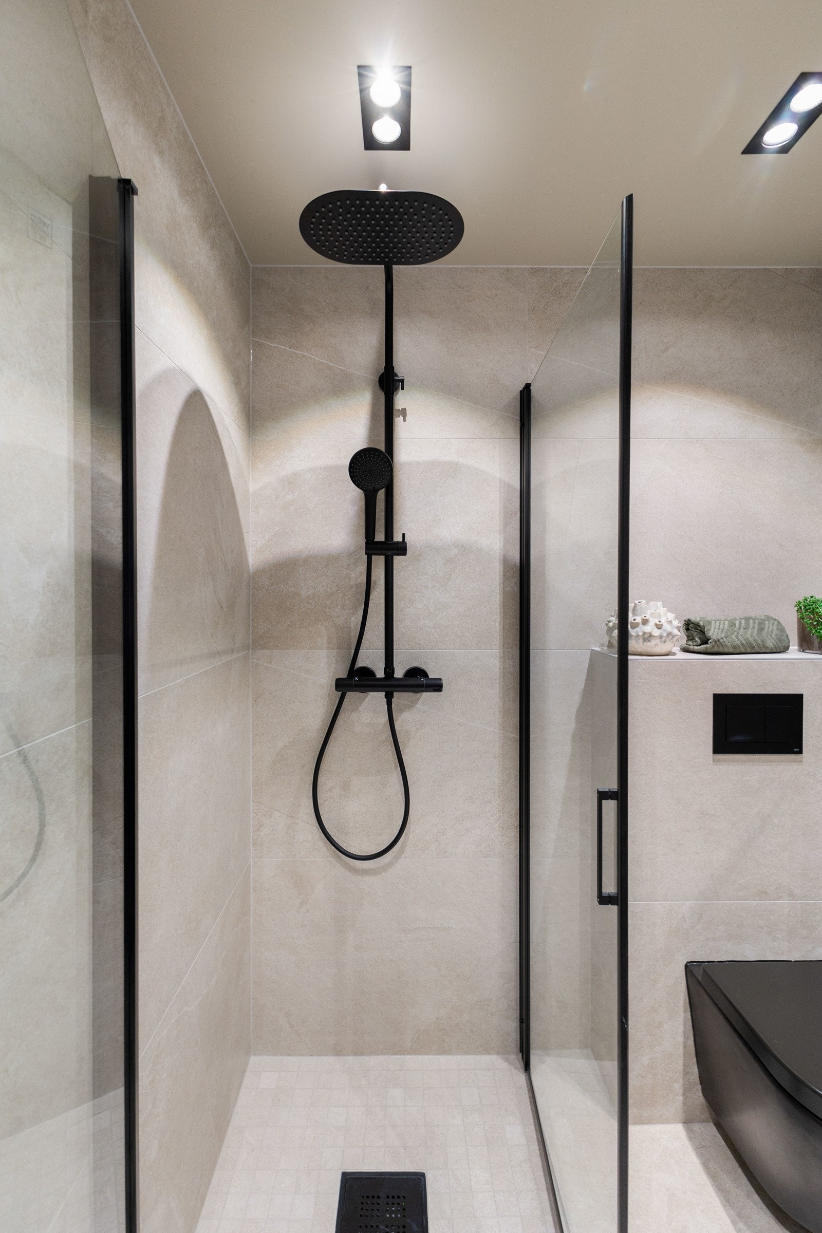 Begge badene ble totaloppusset i 2025 Galleribilde