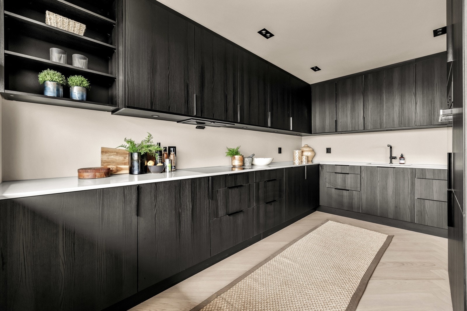 God skap- og benkplass Galleribilde