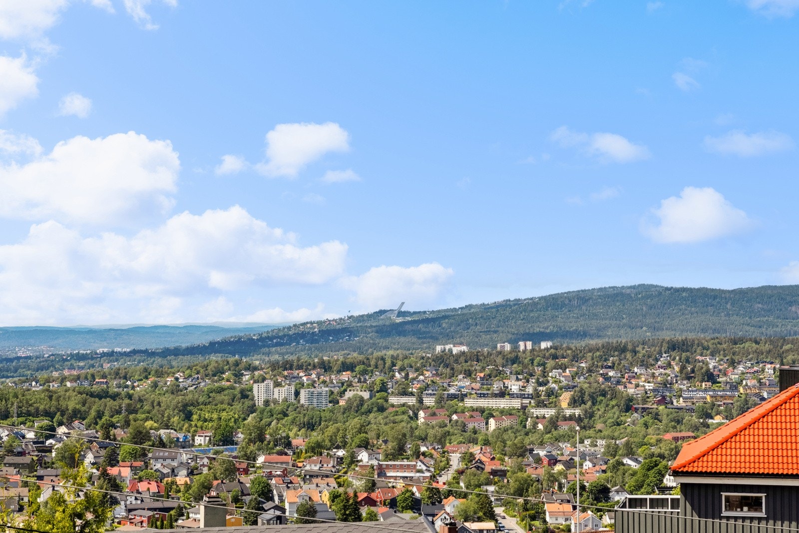 Luftig plassering med flotte solforhold Galleribilde