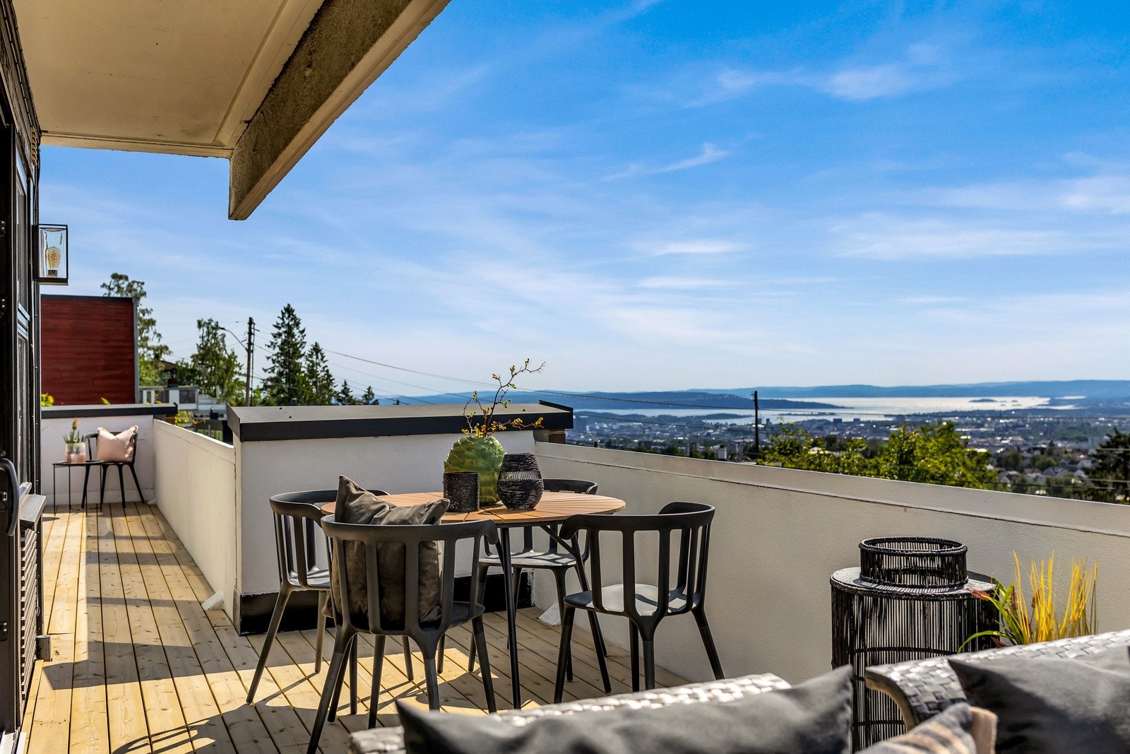 God plass til flere soner og grill Galleribilde