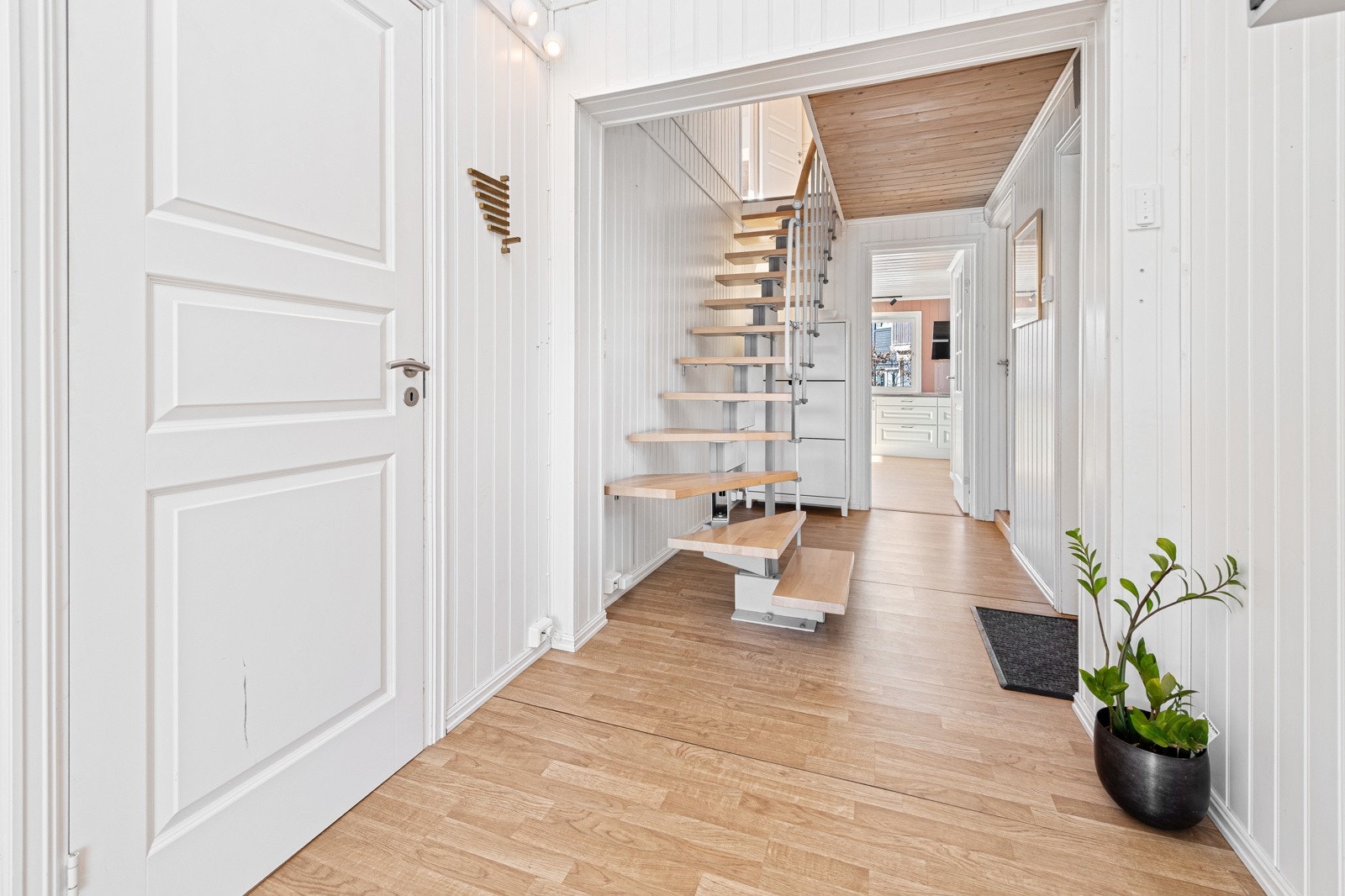 Gang i 1. etasje Galleribilde