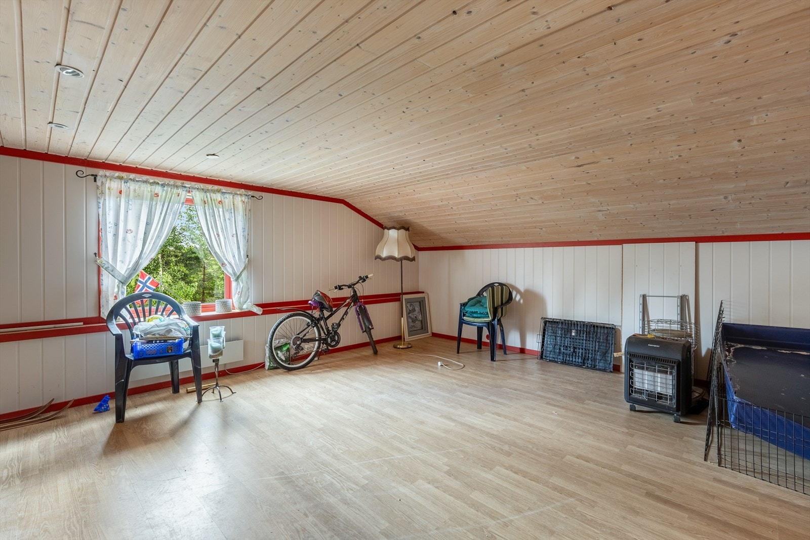 Loftstue Galleribilde