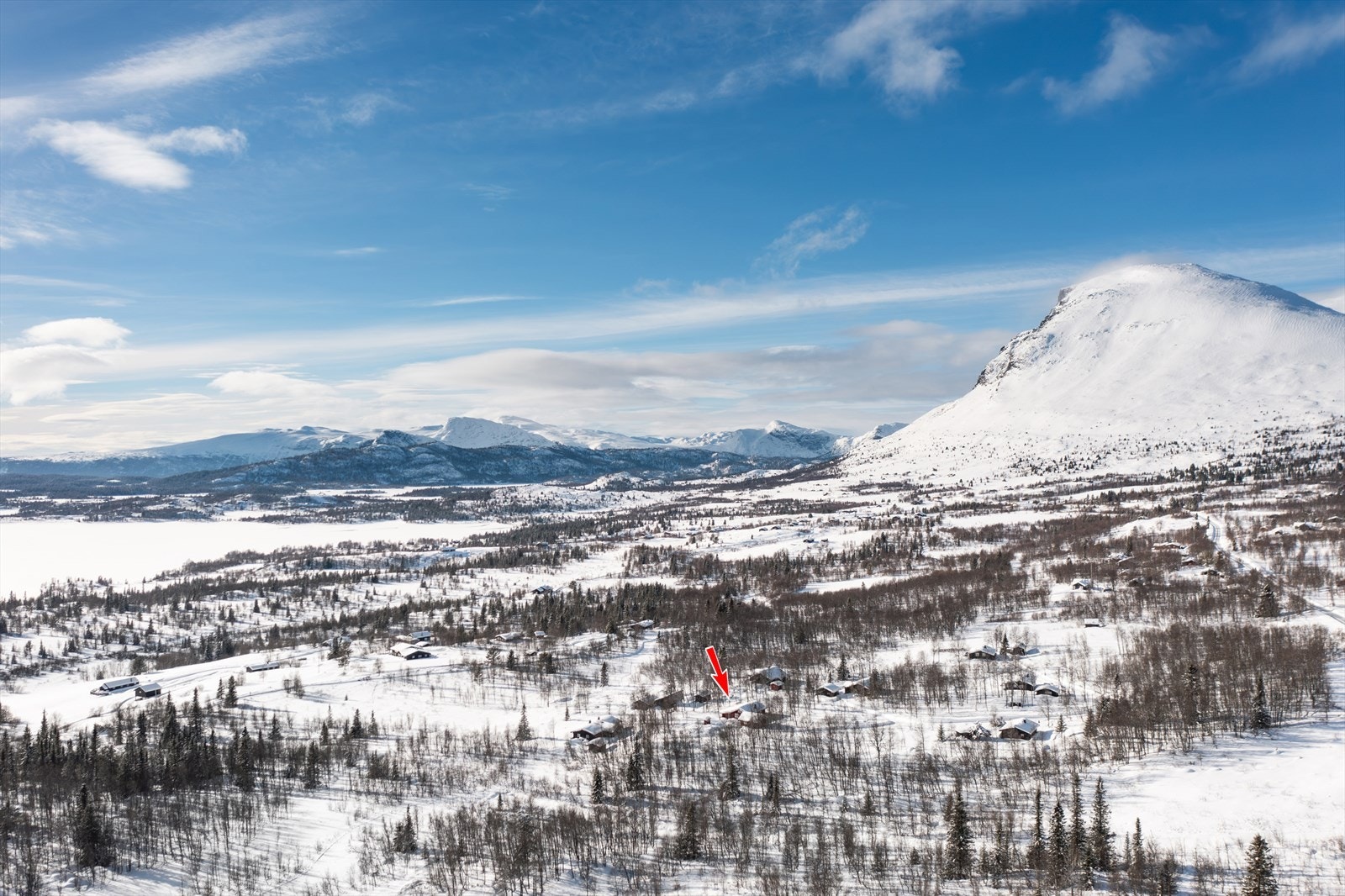 Hyttas beliggenhet i naturskjønne Lykkja. Galleribilde