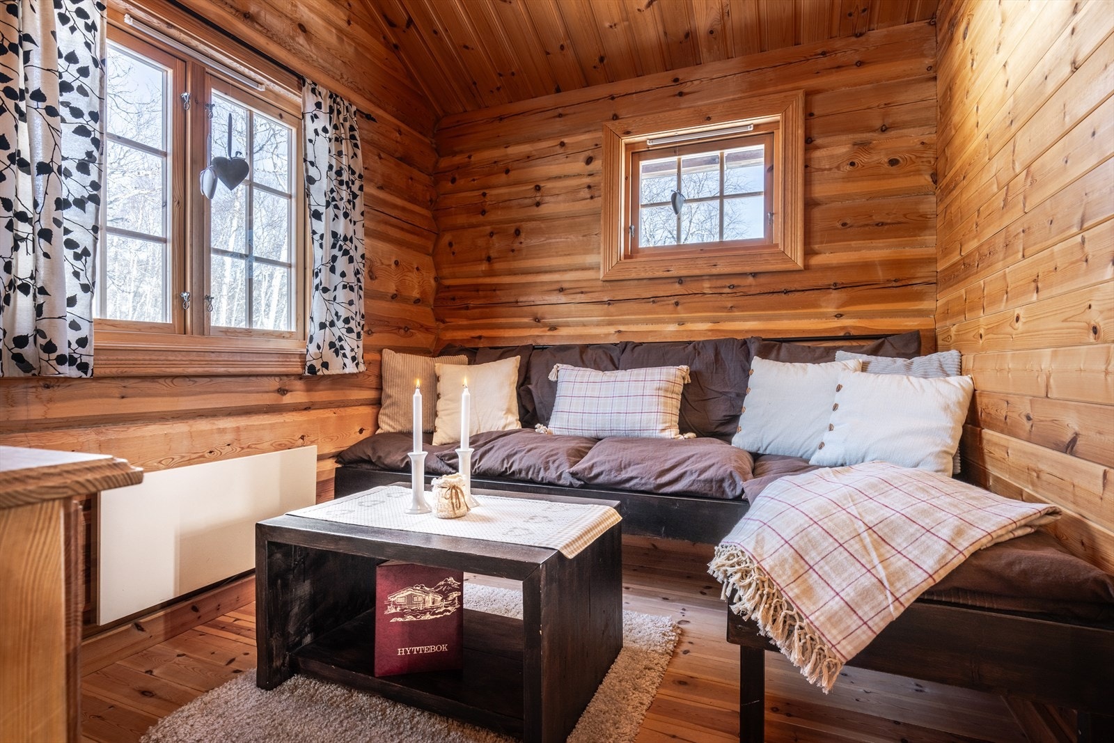 Bilder fra annekset: Koselig stue. Galleribilde