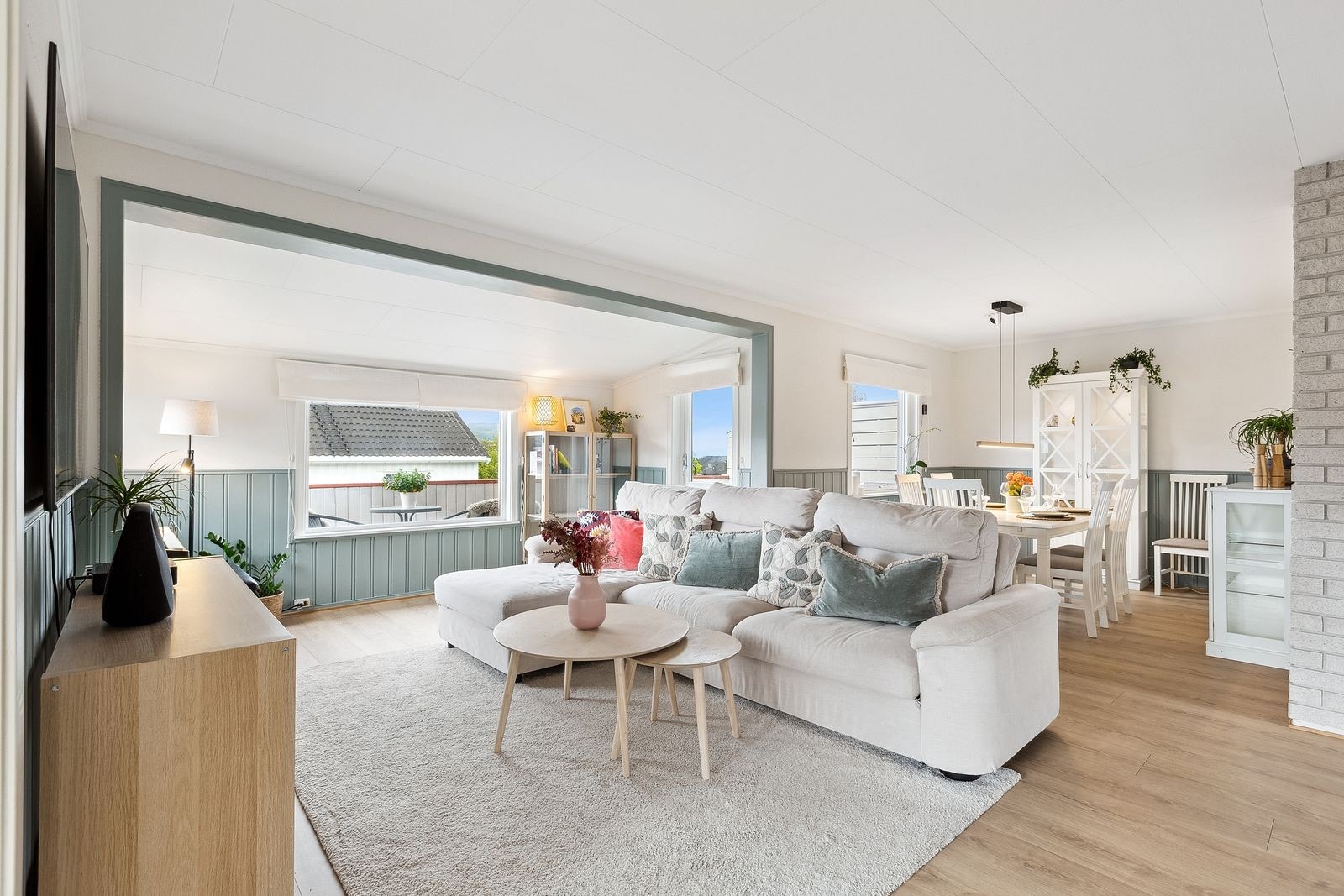 Velkommen til Blåklokkevegen 39 B! Boligen er del av tomannsbolig med 4 soverom Galleribilde