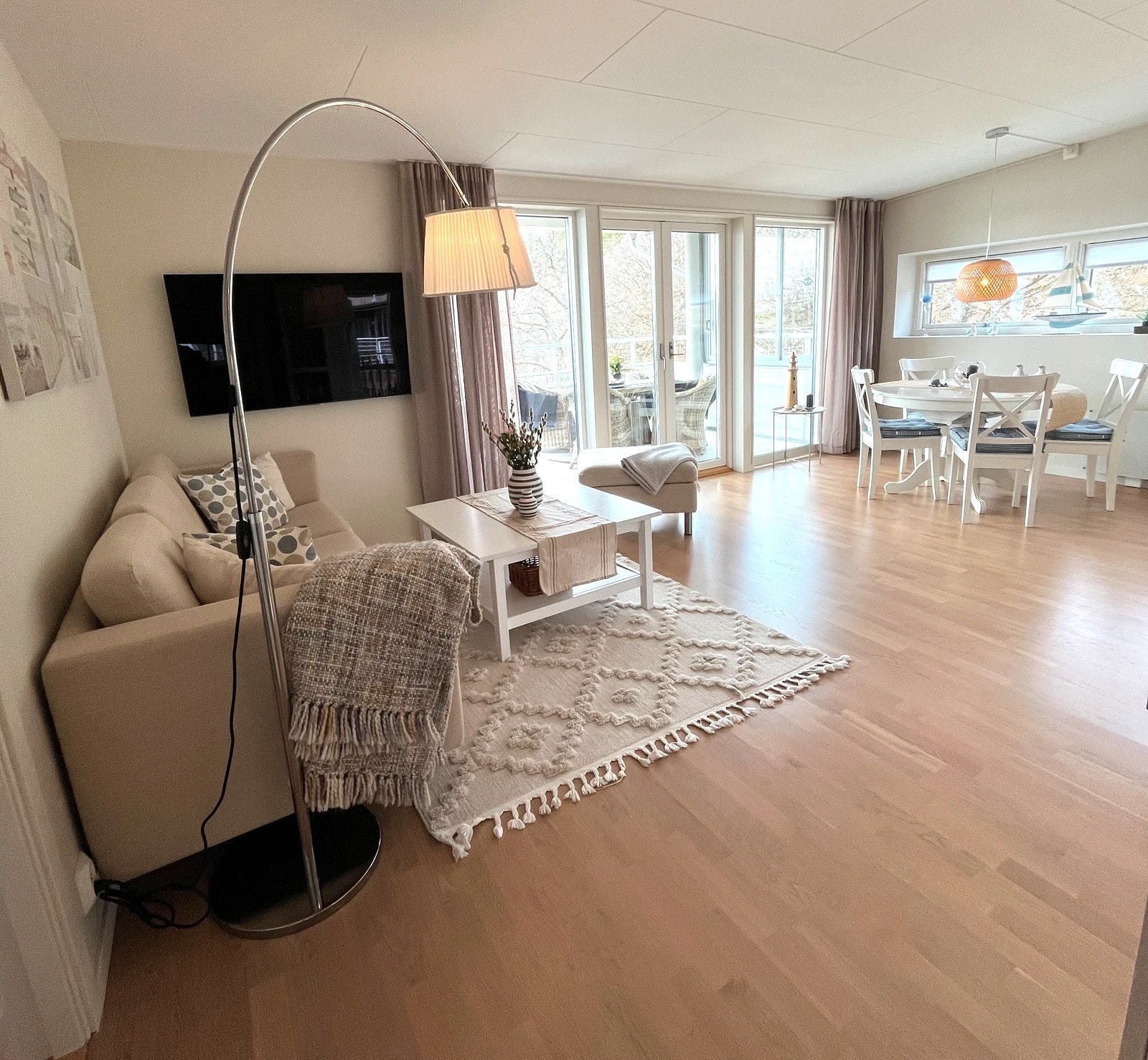 stue kjøkken Galleribilde