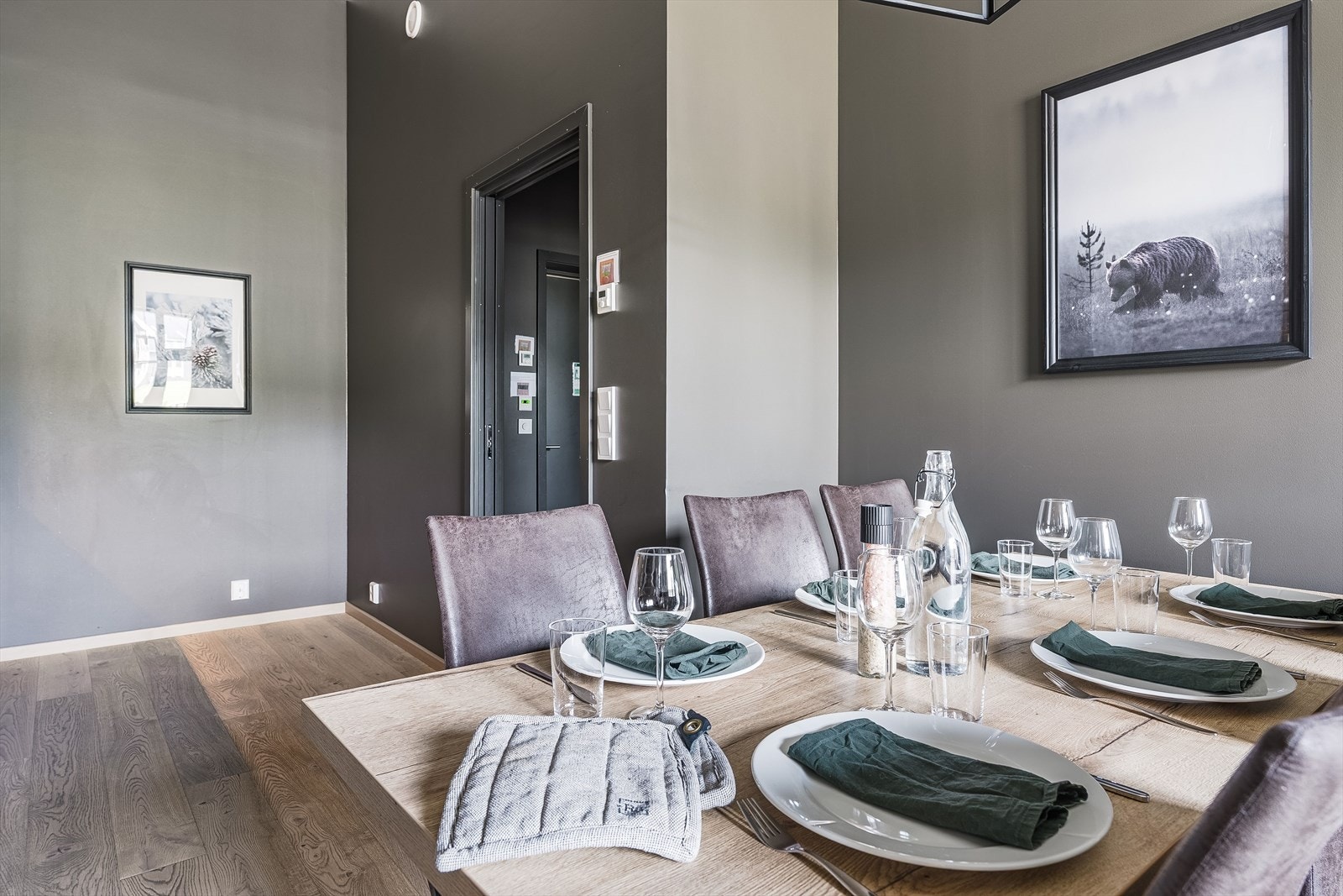 2767-3-1_029.jpg Galleribilde