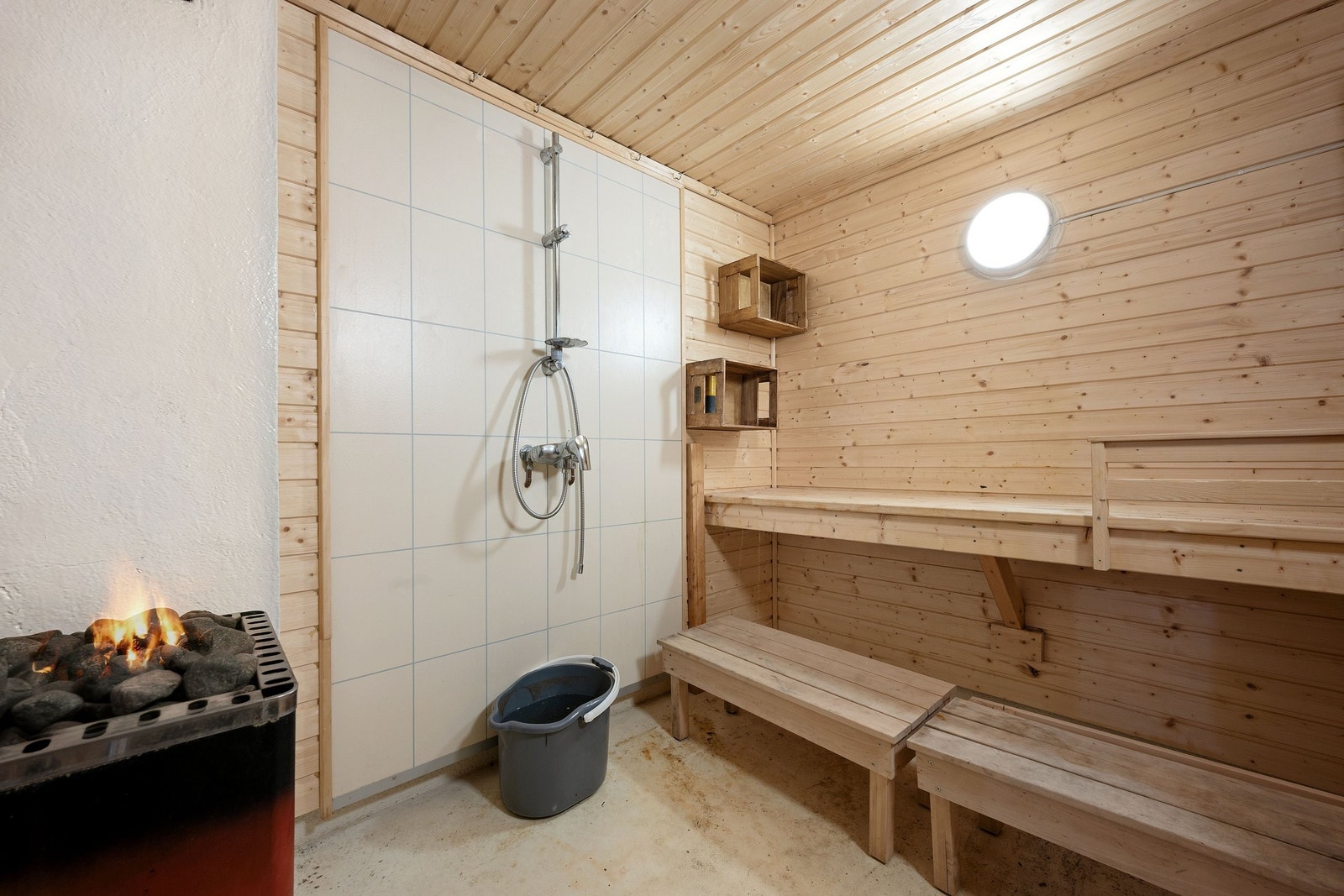 Badstu kjeller Galleribilde