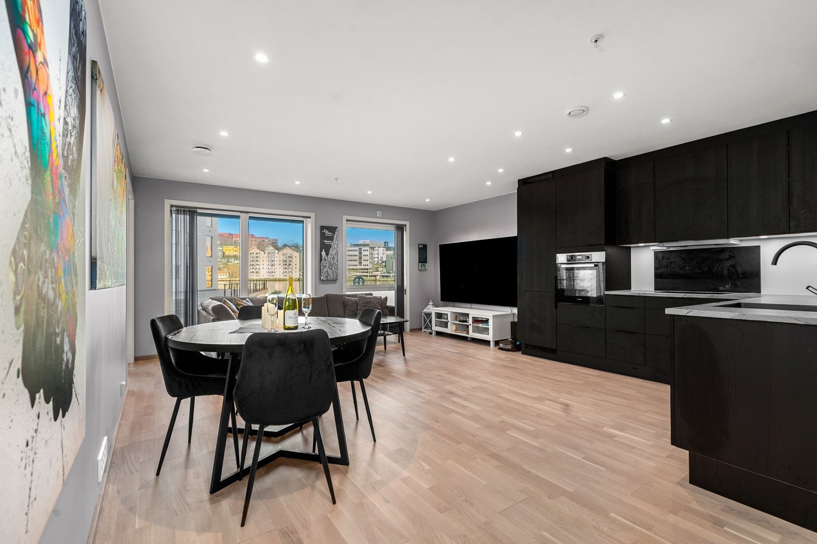 Stue/kjøkken Galleribilde