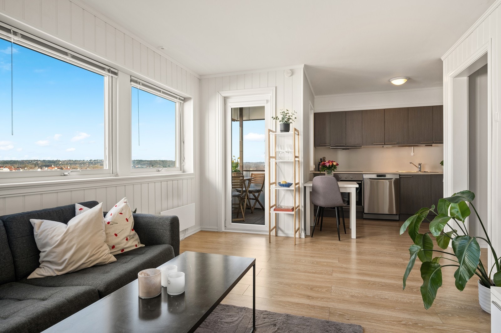 Velkommen til Utsikten 13 - dette er en moderne og innbydende 2-roms selveierleilighet! Galleribilde