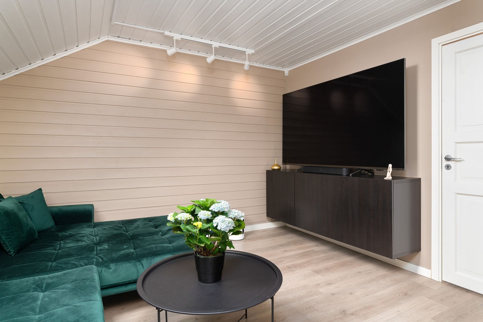 Loftstue Galleribilde