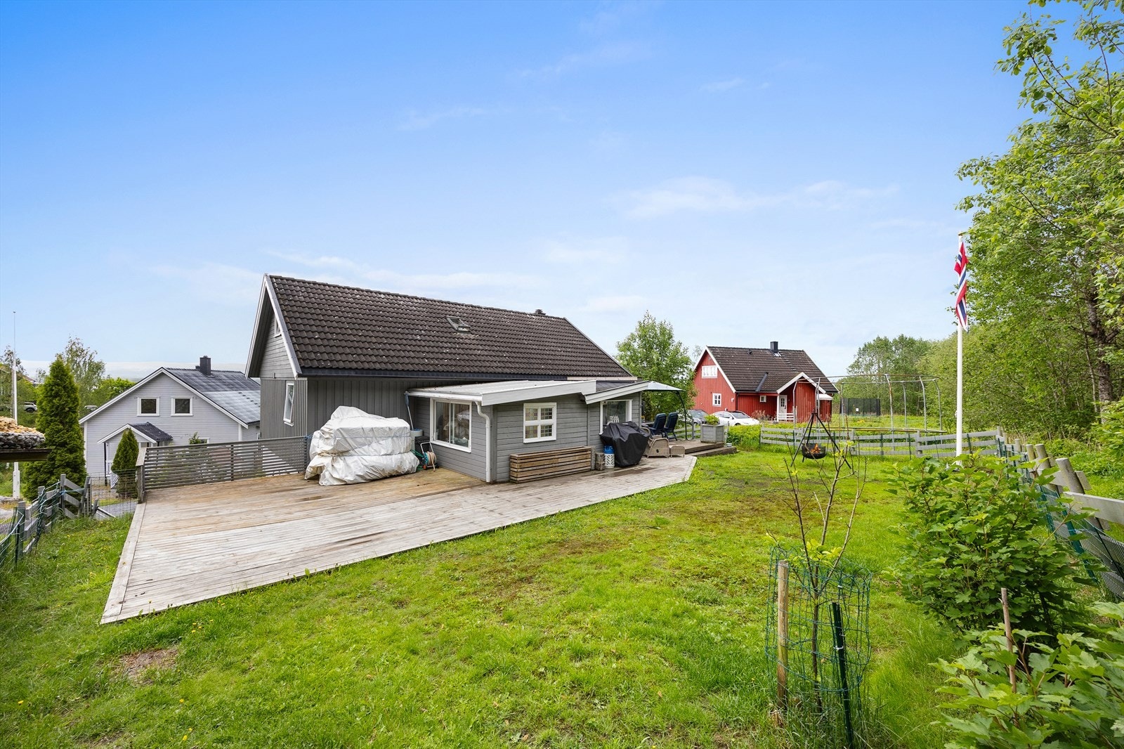 Innebygd/innglasset del er på 20 m² Galleribilde