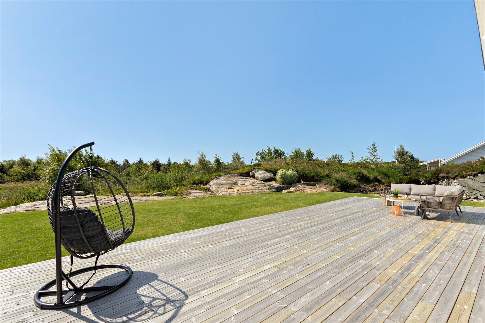 Terrassen er på hele 75 kvm. Galleribilde