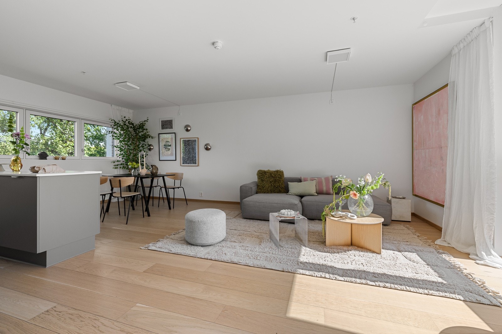 Leiligheten har god intern beliggenhet og byr på rikelig med naturlig lysinnslipp. Galleribilde