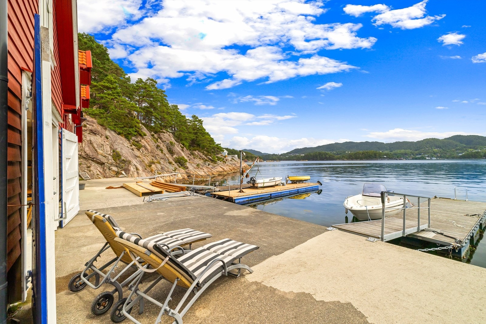 Her kan man nye rolige sommerdager Galleribilde