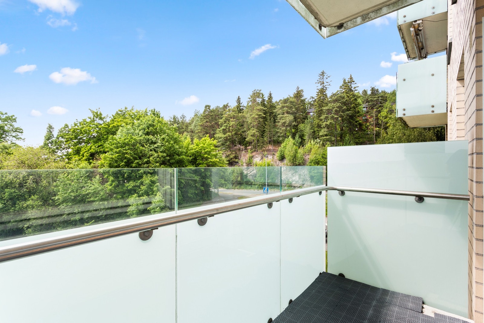 Det er praktisk med ekstra uteareal tilknyttet boligen. Galleribilde