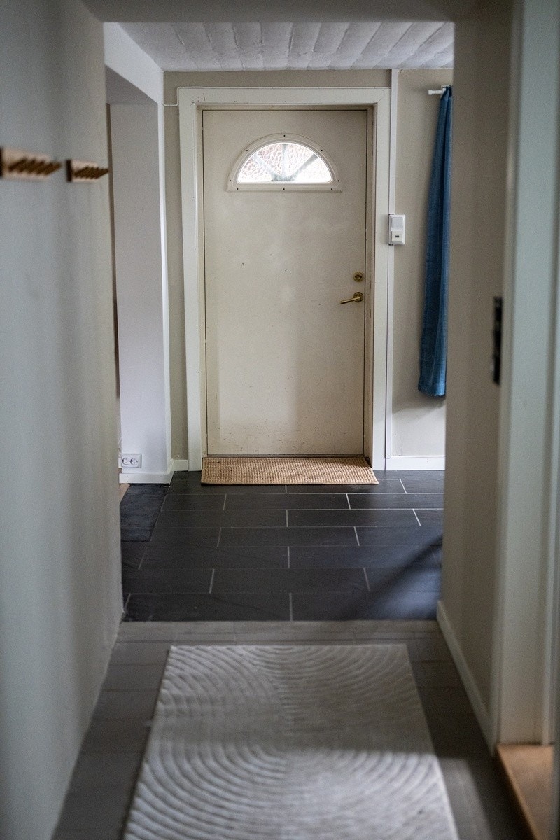 Adkomst via egen inngang Galleribilde