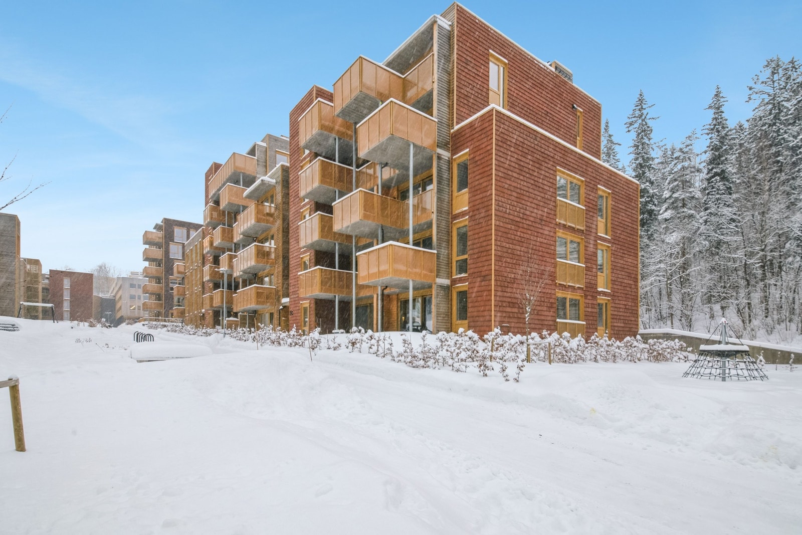 Utseende, sett nedenifra. Kledd med treverk . Galleribilde