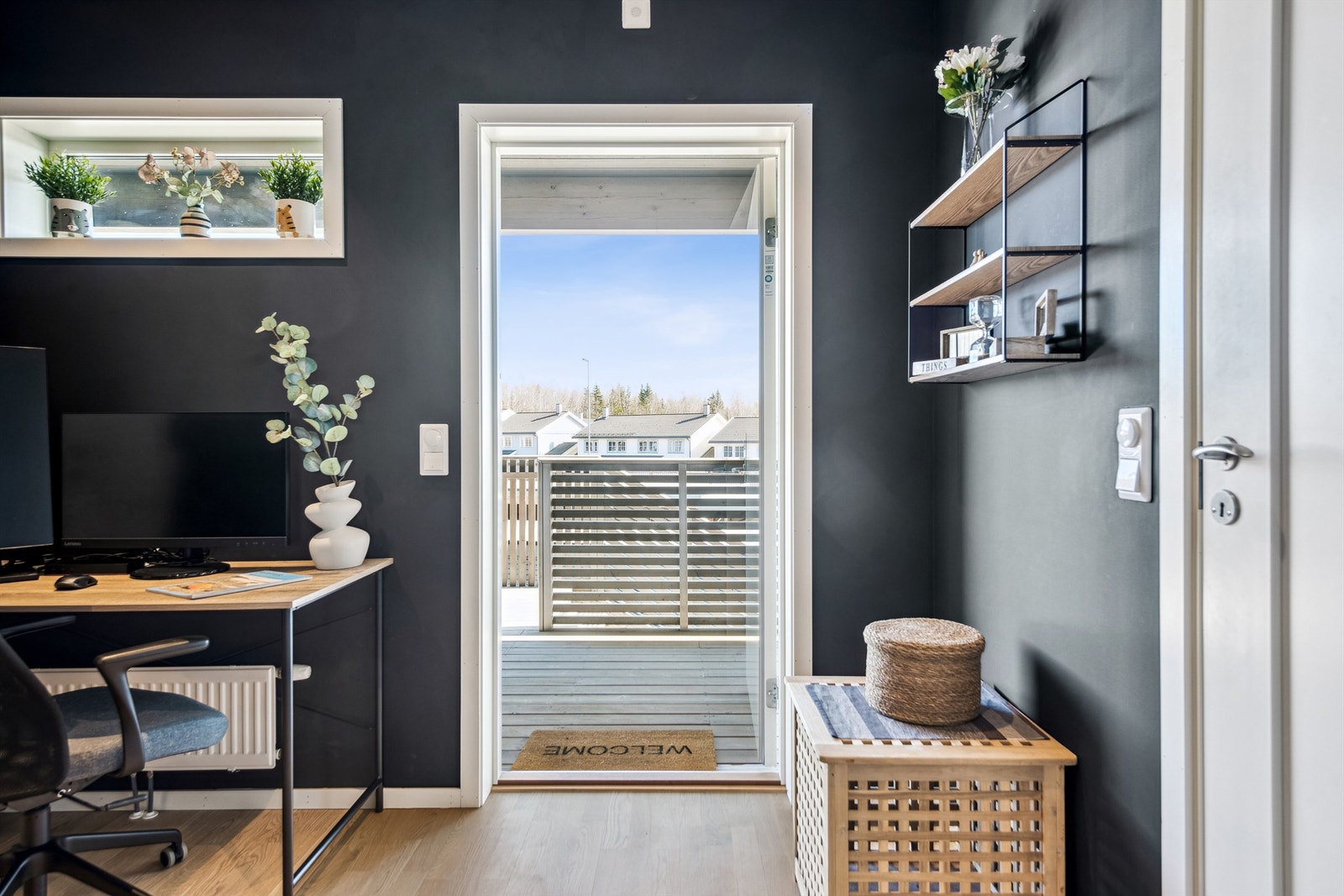 Leiligheten er tiltalende og moderne med praktisk og god planløsning. Galleribilde