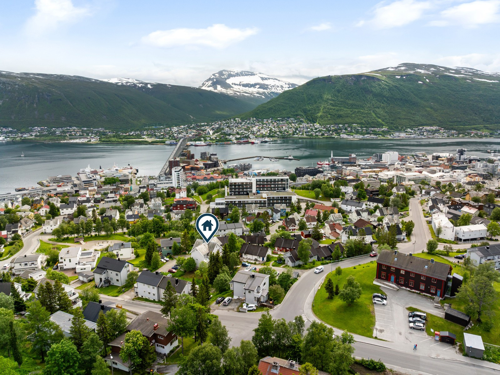 Dronebilde nærområde.