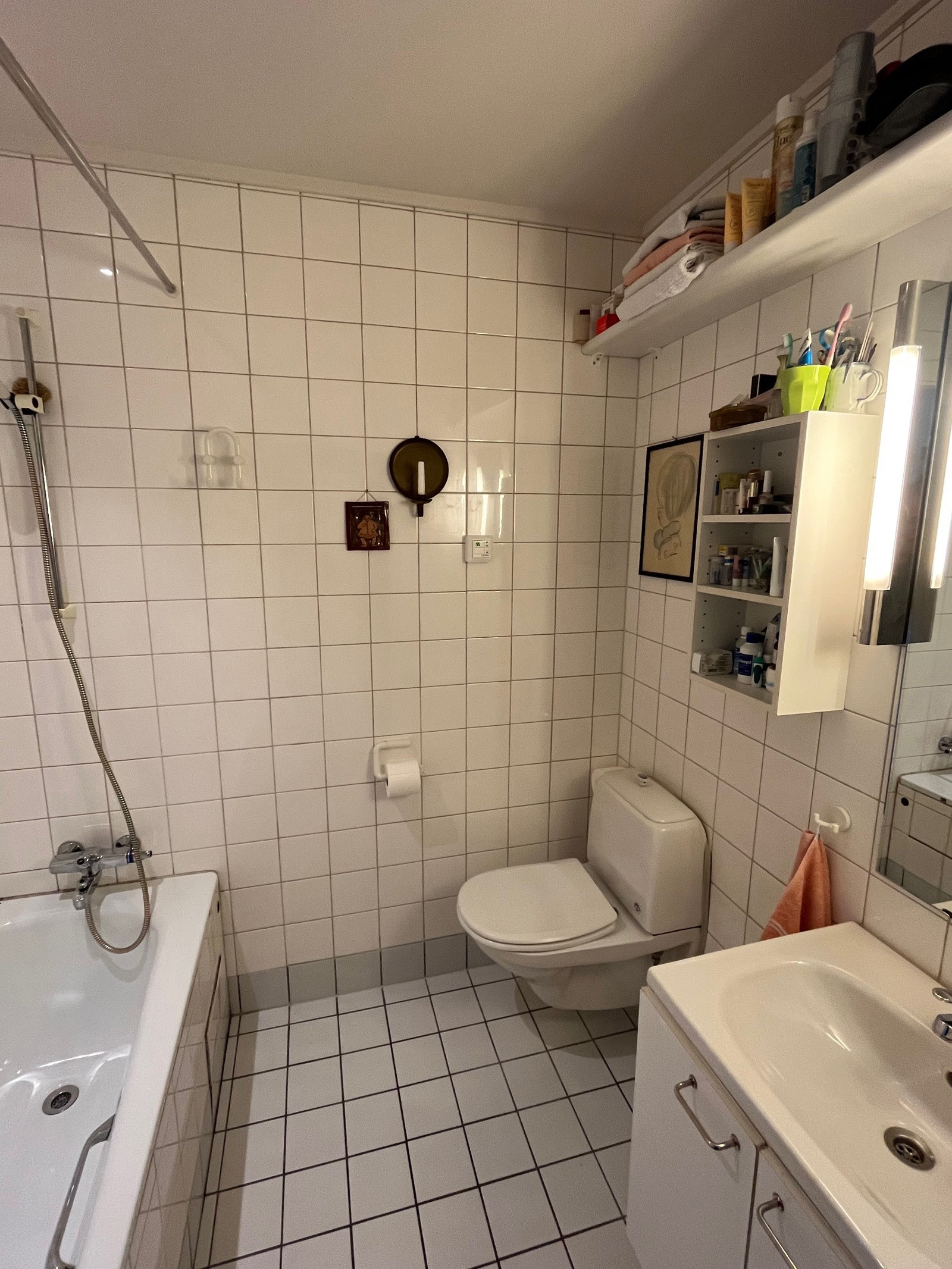 Annen etasje bad - Selgers private bilde.