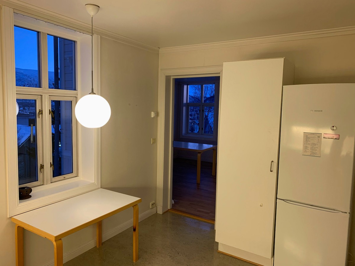 Inngangsetasje kjøkken - Selgers private bilde.