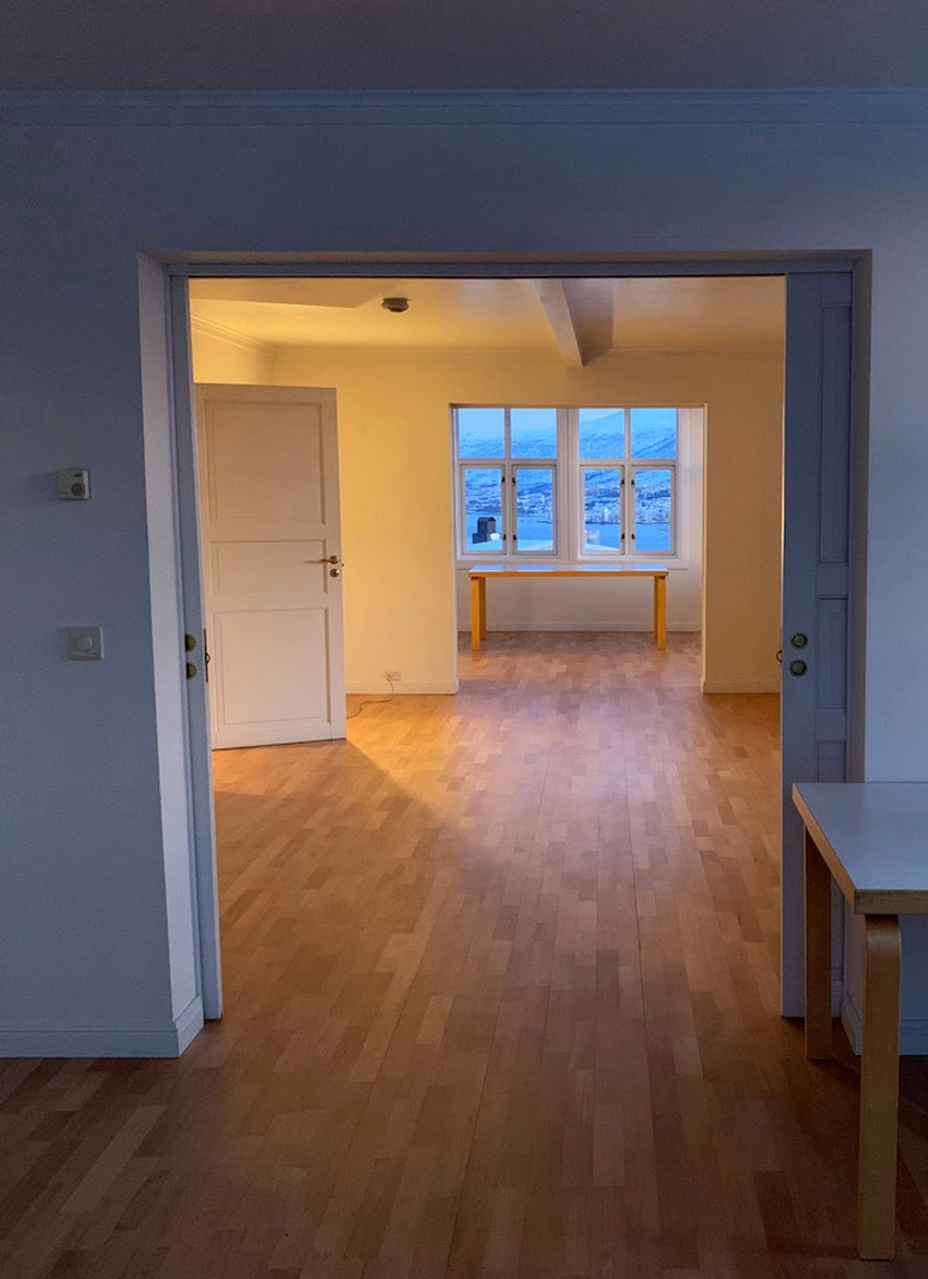 Inngangsetasje stue - spisestue