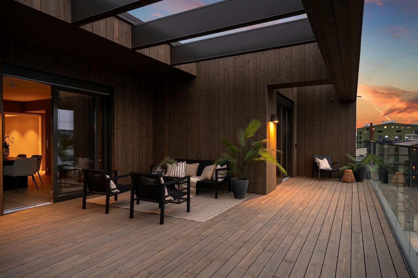 Det er god plass til å invitere både venner og familie til fest Galleribilde