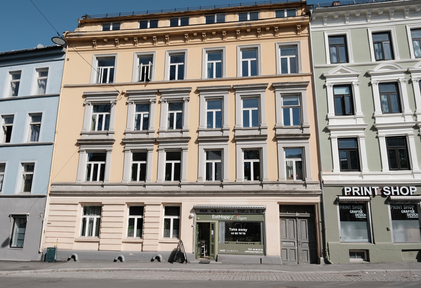 Gården utvendig Galleribilde