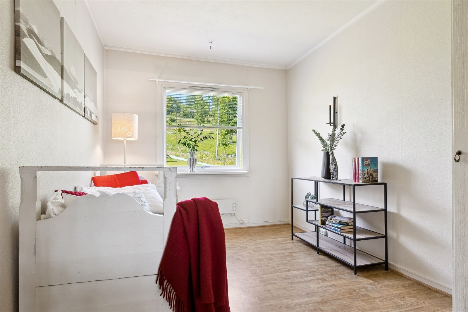 I dag brukes det som stue, men er opprinnelig et soverom. Galleribilde