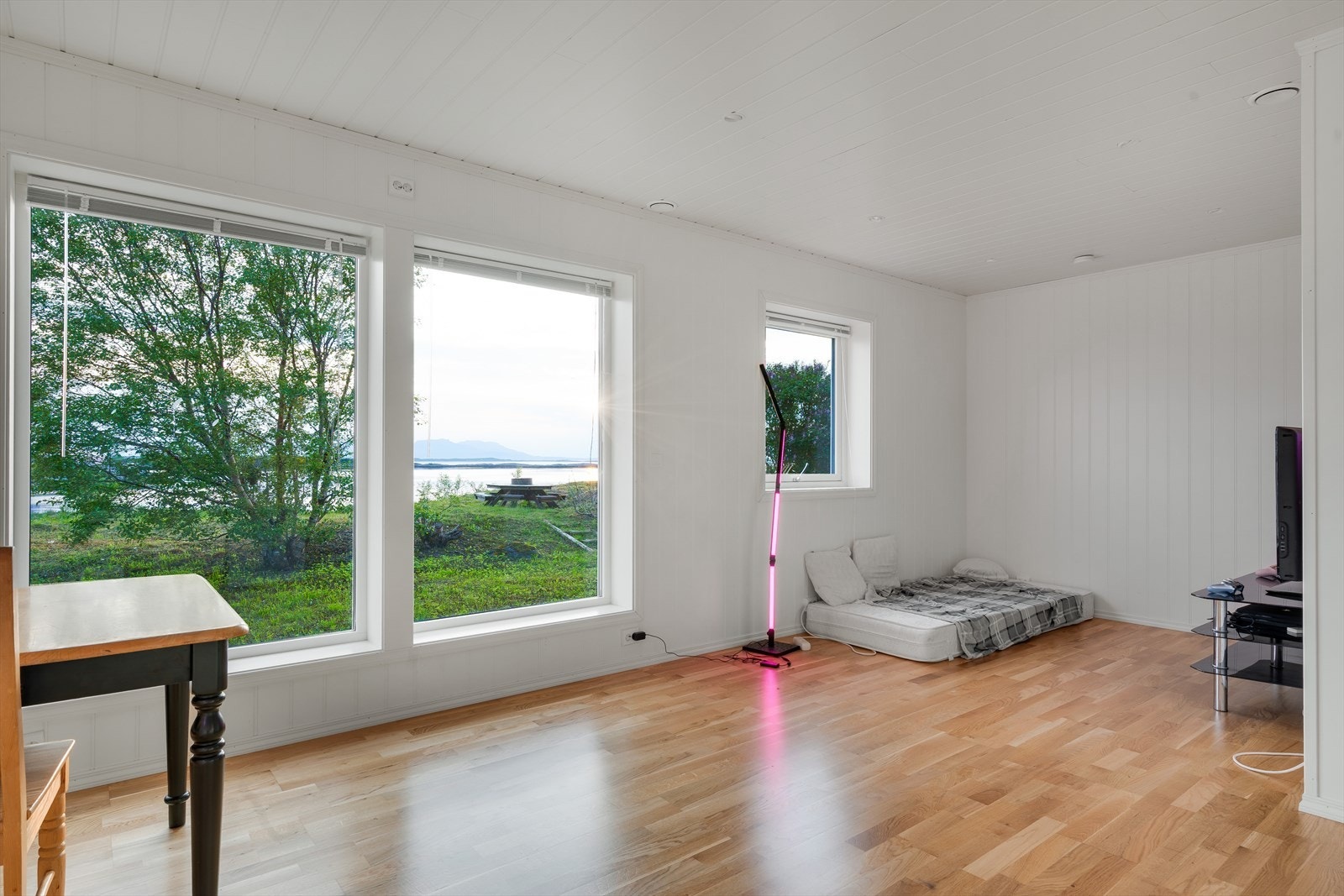 Dagens vinkelstue var i utgangspunktet planlagt med et ekstra soverom i den innerste delen. Galleribilde