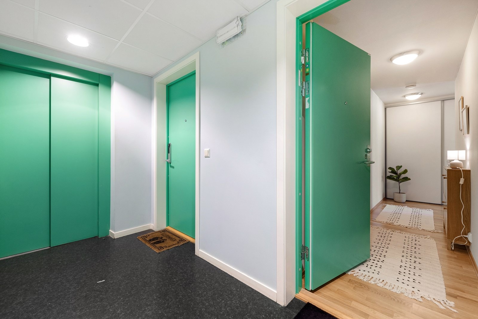 Det er heis i bygget. Galleribilde