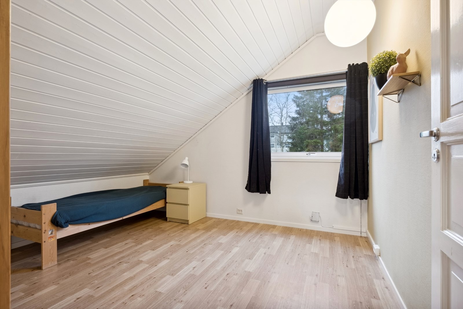 Soverom 2 etg Galleribilde