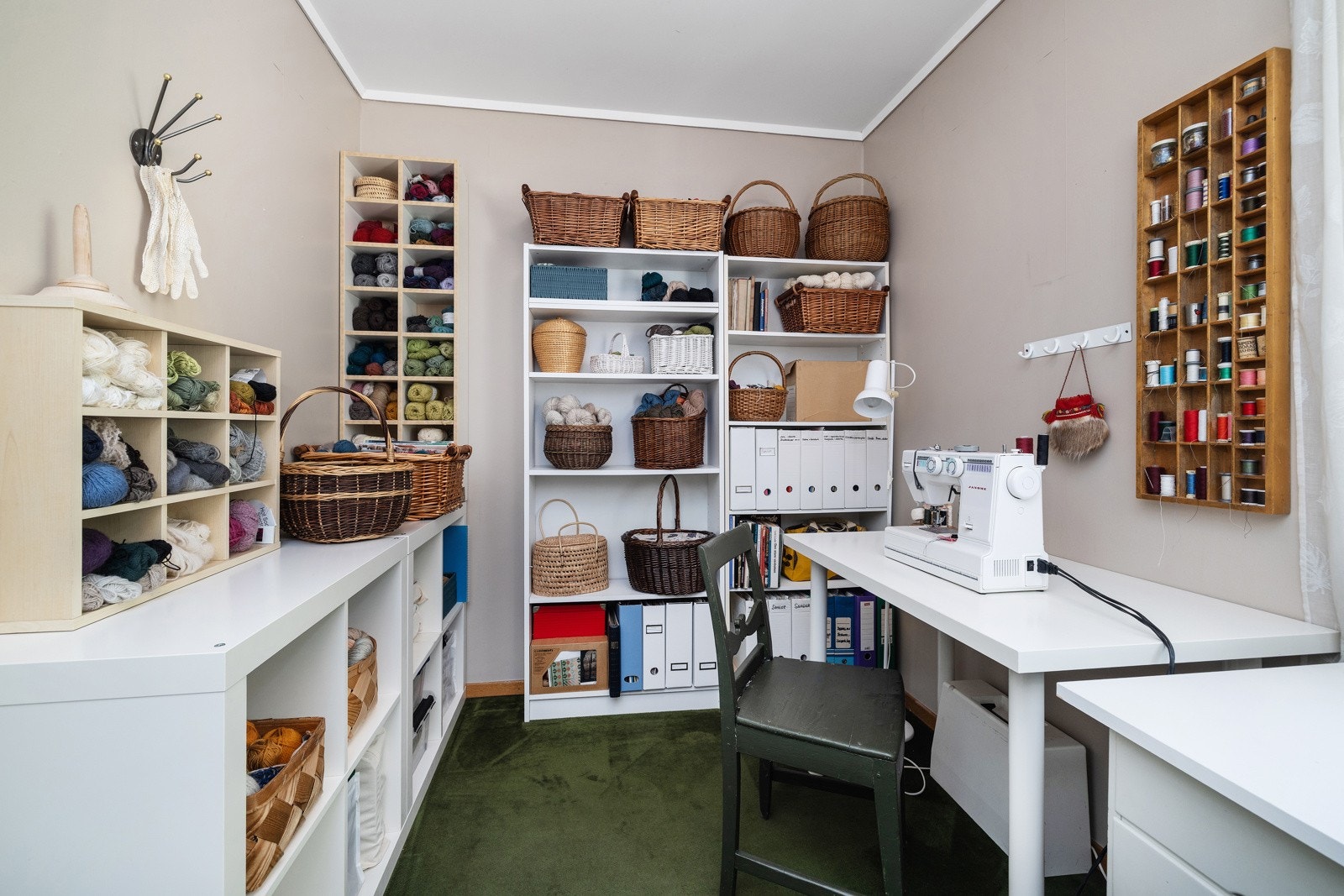 Praktisk hobbyrom (Tidligere soverom) med god plass. Galleribilde