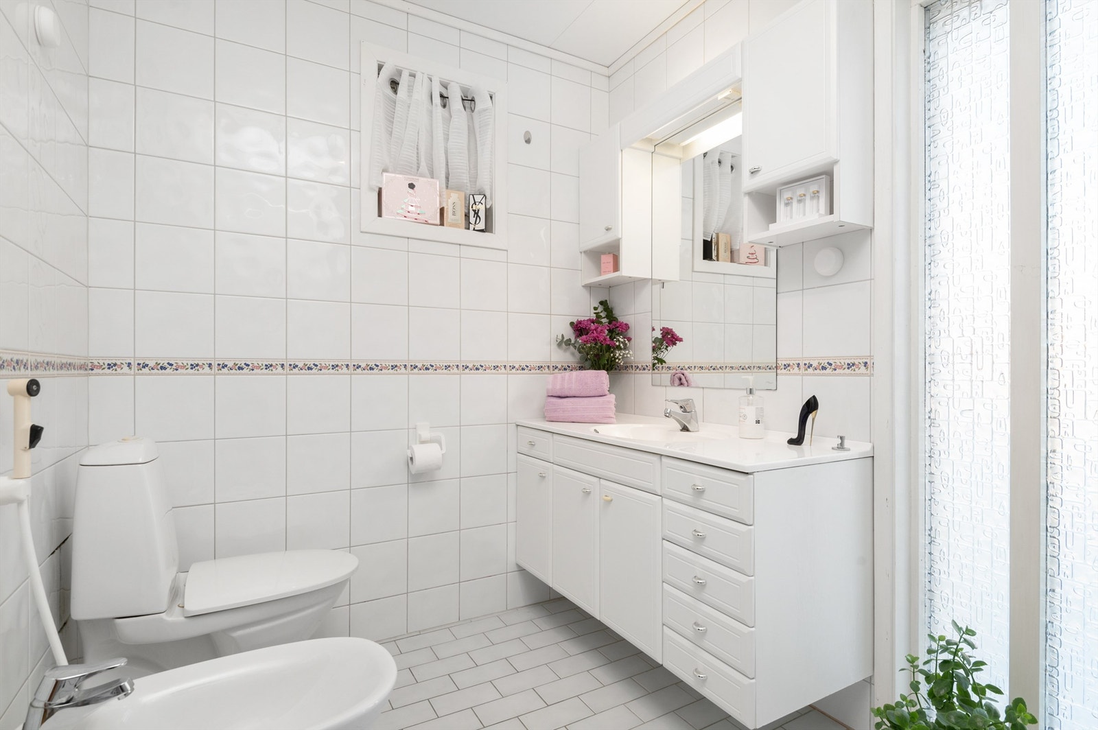 Baderom; 5 kvm. Galleribilde