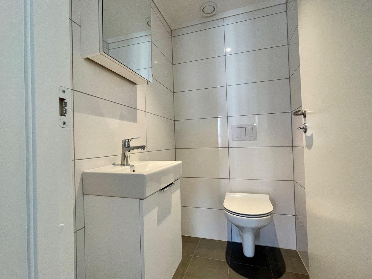 WC leil. E22 Galleribilde