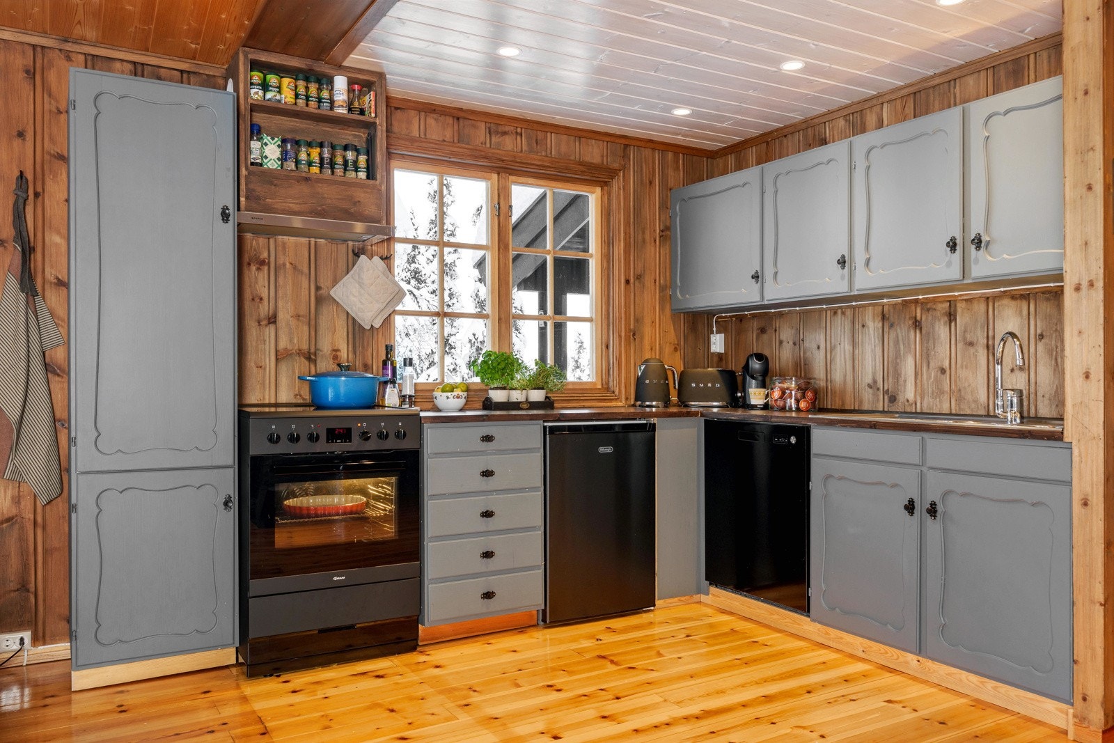 Helt nye hvitevarer medfølger. Galleribilde