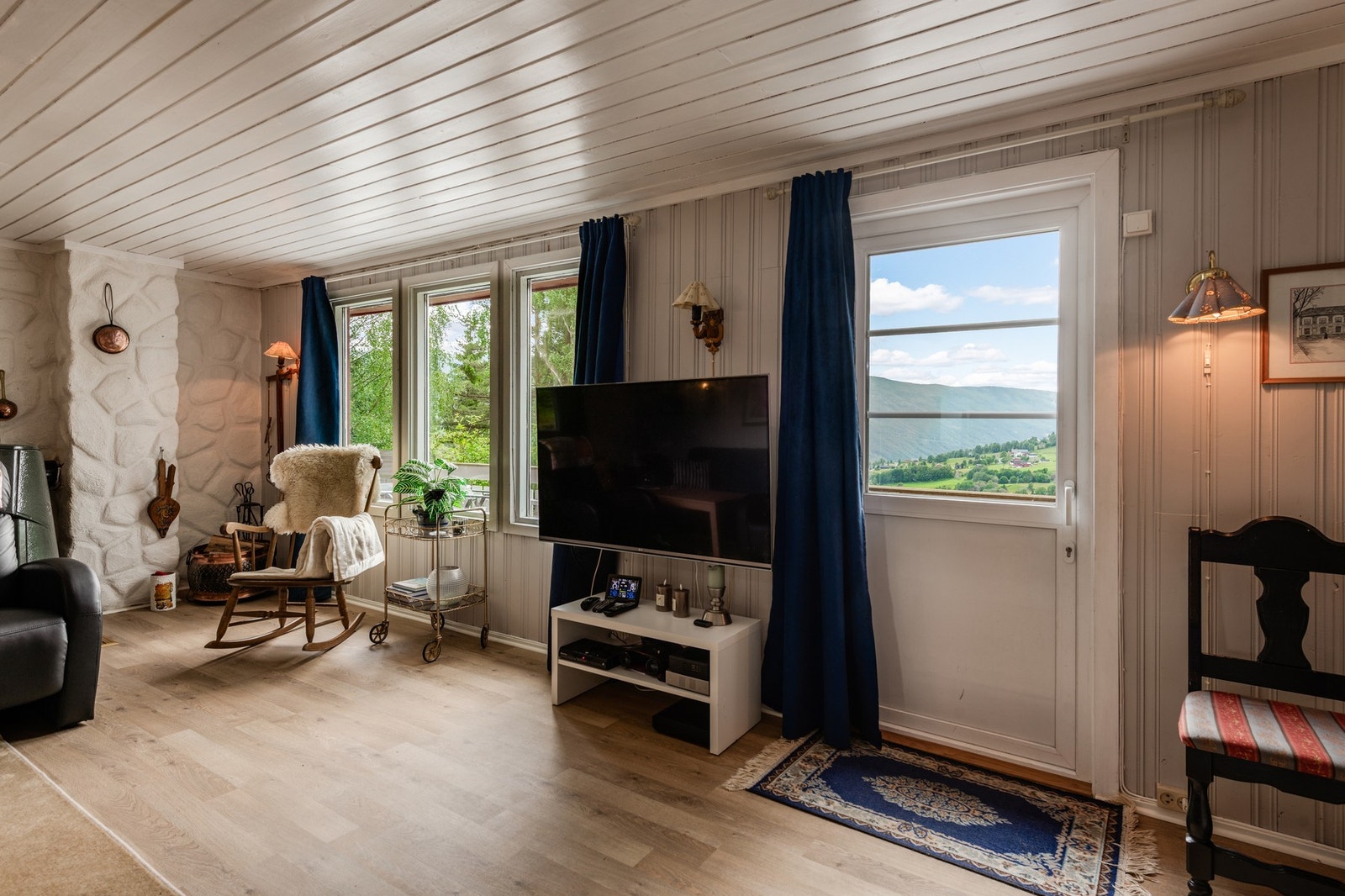 Utgang til verandaen. Galleribilde