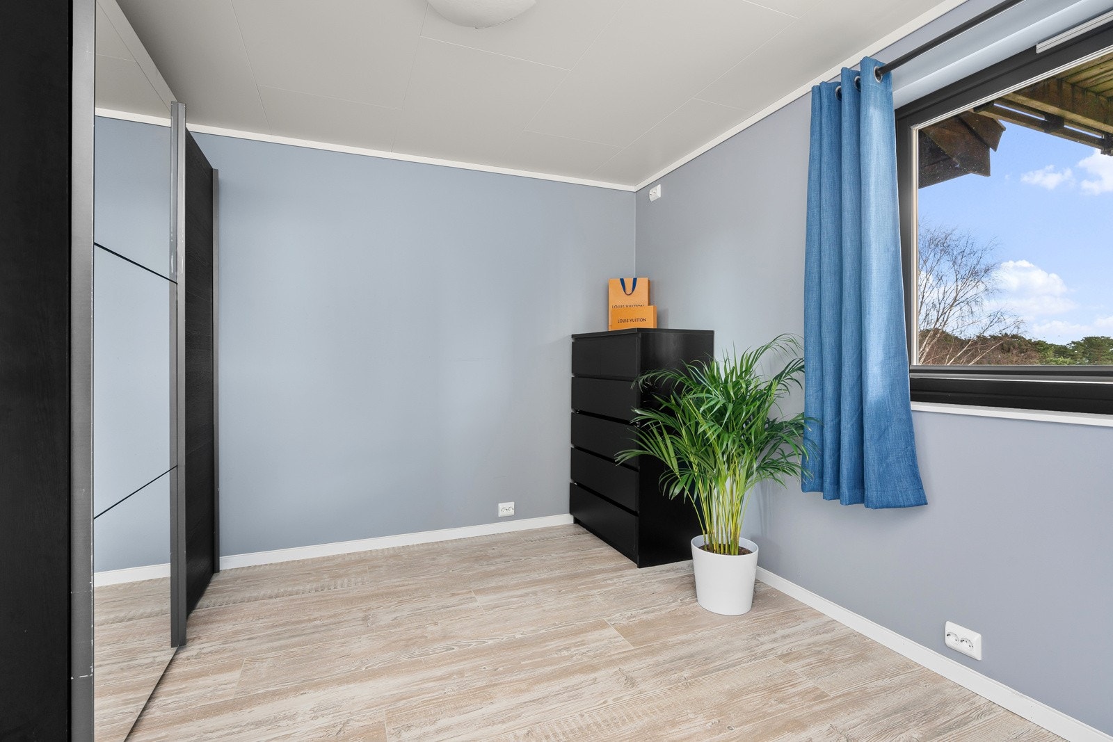 - Soverom 4 | Blir i dag brukt til gjestrom/garderoberom - Galleribilde