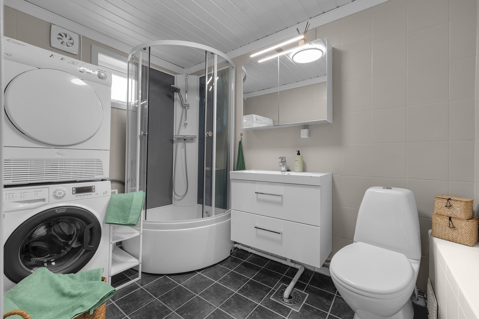 Flislagt bad Galleribilde