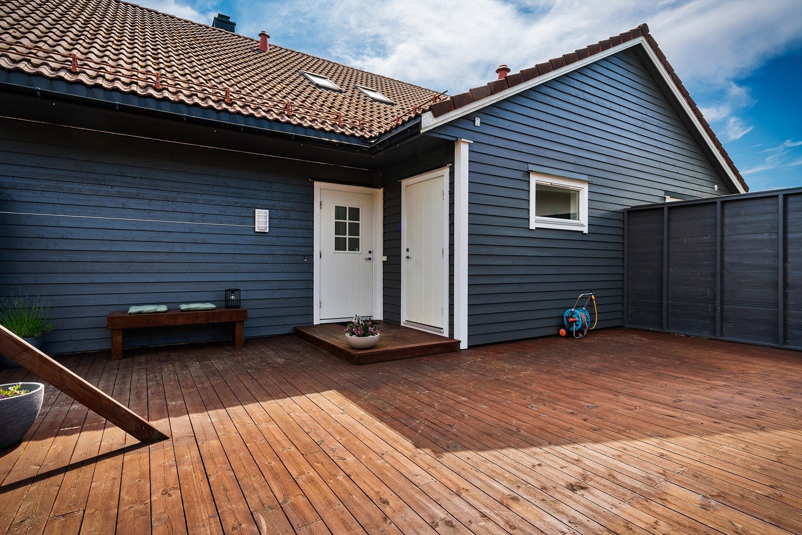 Fin uteplass Galleribilde