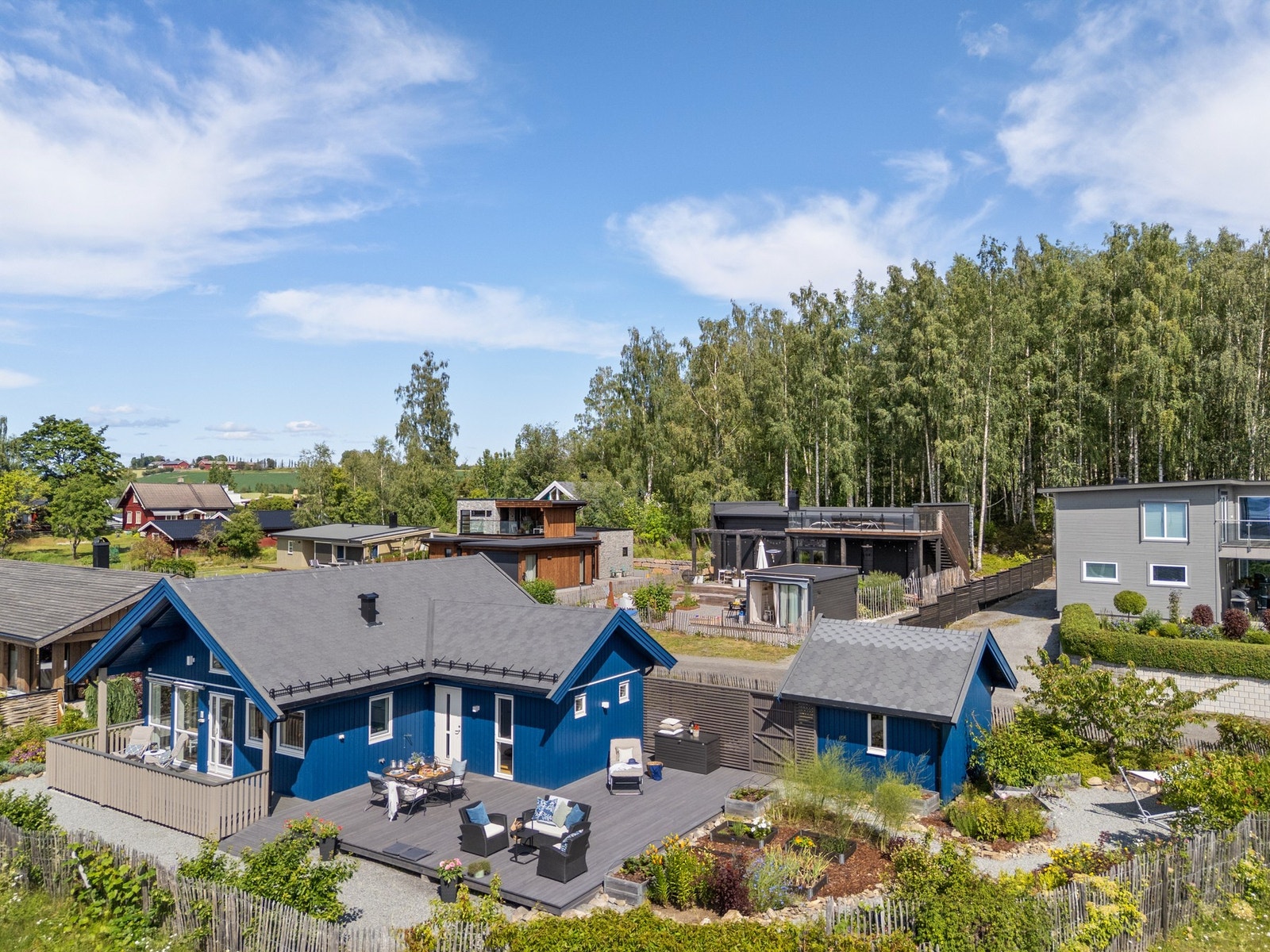 Velkommen til Hyttebyen 31, presentert av Nina Dæhli Harviken.
Foto: Pil Branding (Kim Rognmo). Galleribilde