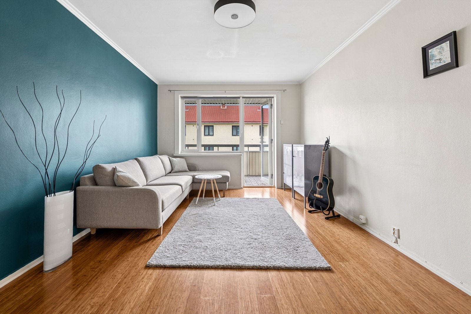 Kamran Hasanjan v/DNB Eiendom har gleden av å presentere Agmund Bolts vei 49! Galleribilde