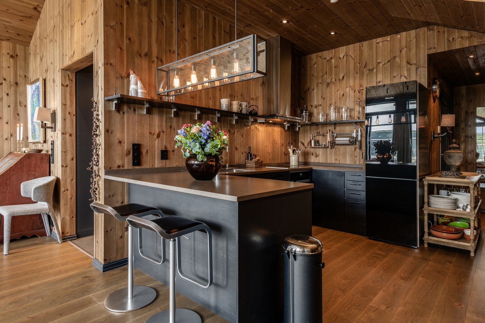 Lekkert kjøkken fra Sigdal, med glatte fronter Galleribilde