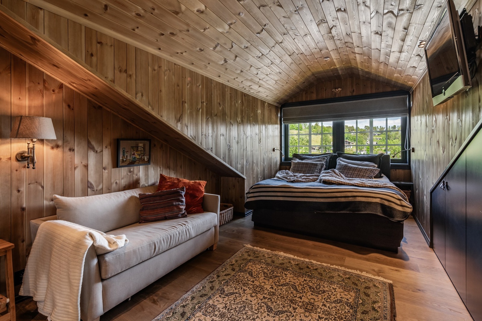 Master bedroom med eget bad Galleribilde