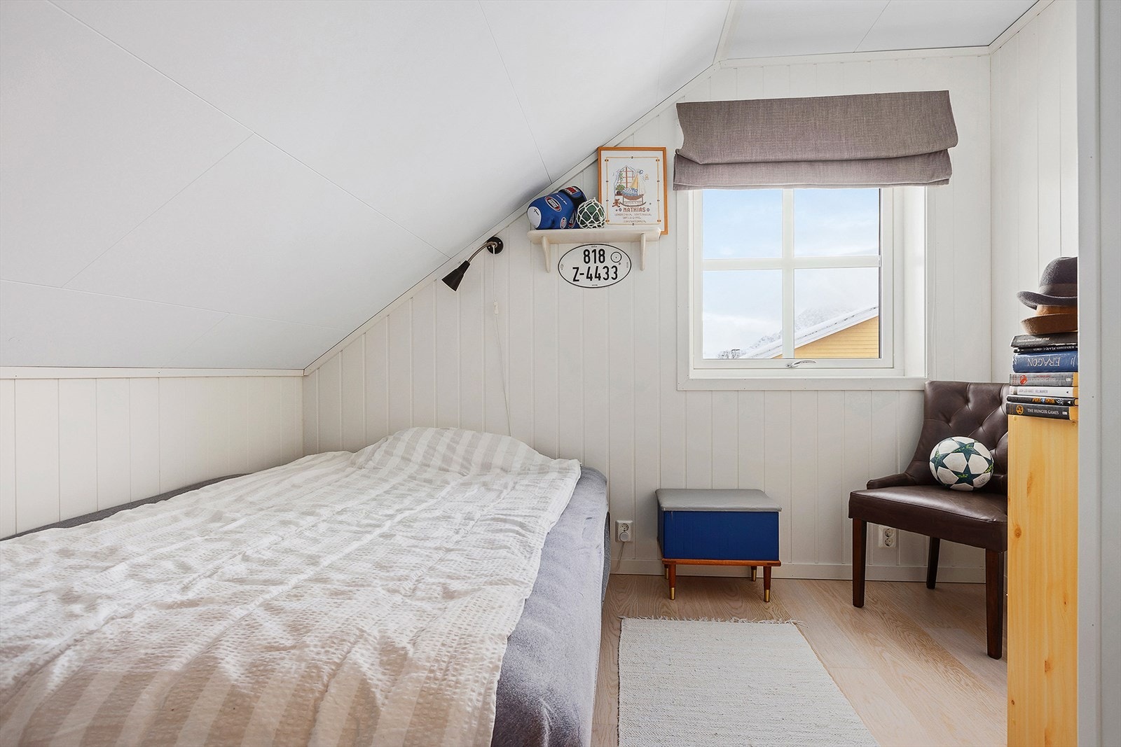 Soverom 2/4 - Boligen har et soverom i 1. etasje, og 3 soverom i loftsetasjen Galleribilde