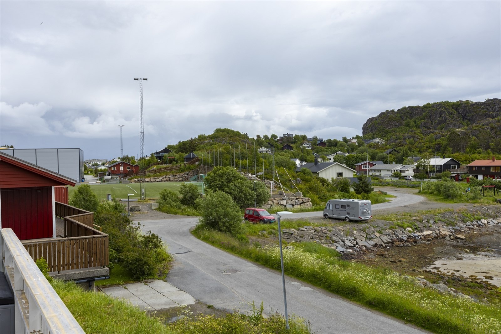 Kort vei til fotballbanen og idrettsanlegg Galleribilde