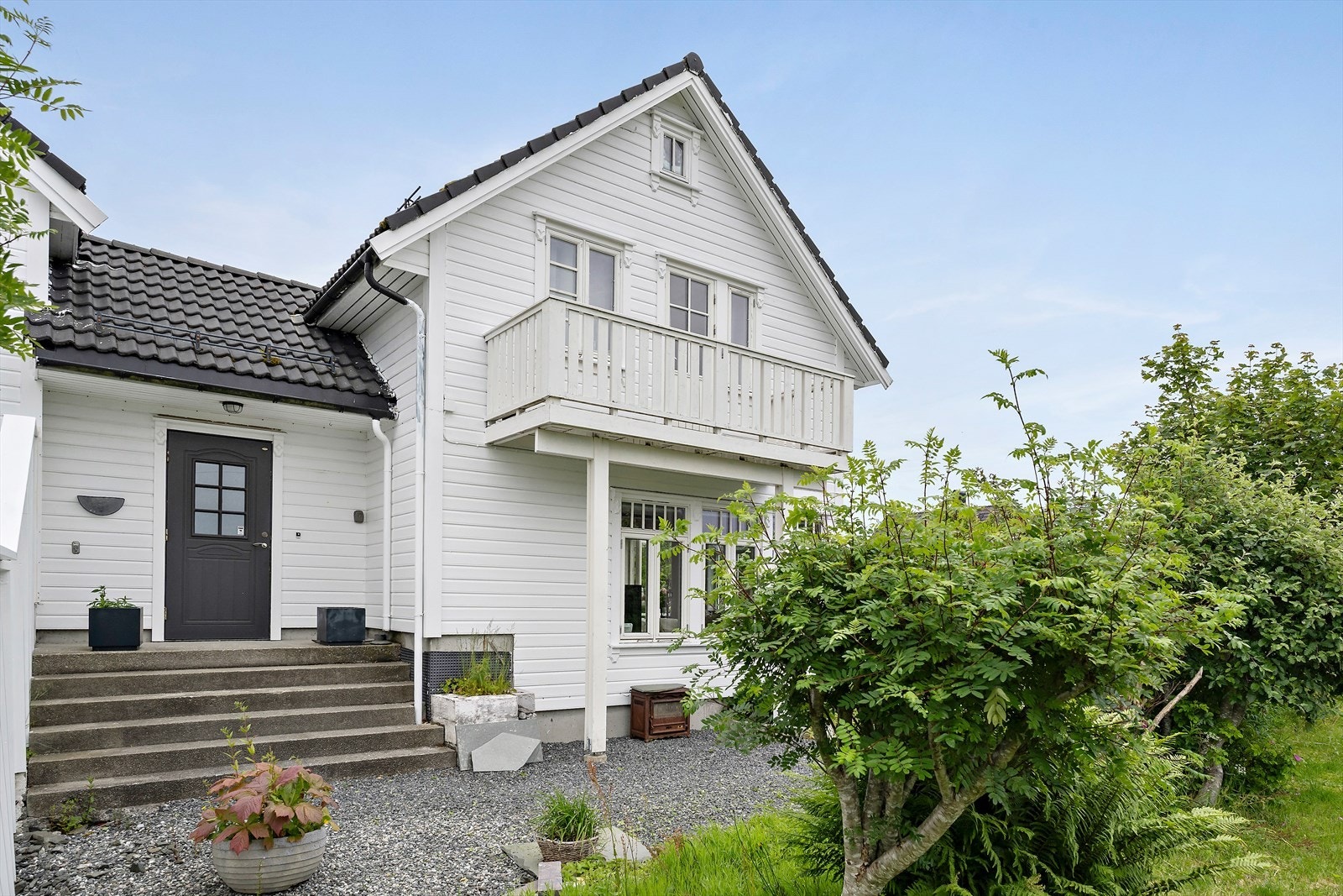 Velkommen til Svanheimvegen 2 v/ Eiendomsmegler Magnar Nilssen Galleribilde