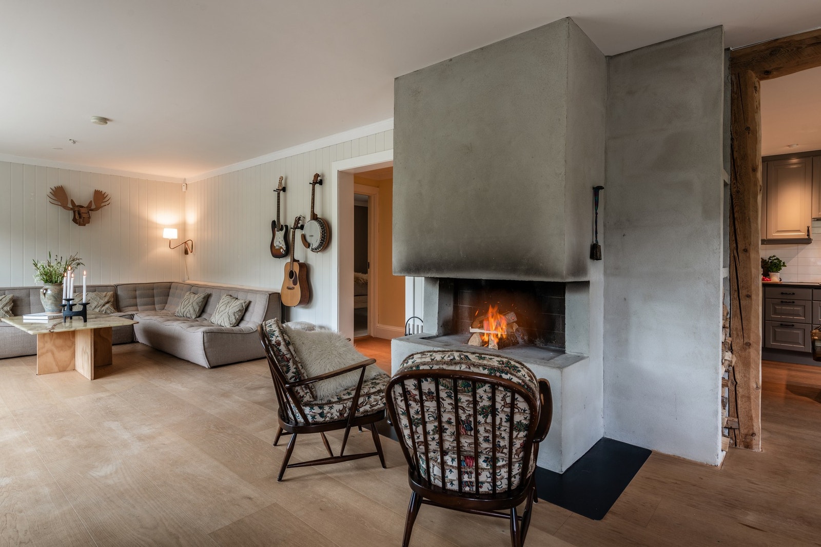 Åpen gruepeis for både kos og hygge. Perfekt for kalde vinterkvelder. Galleribilde