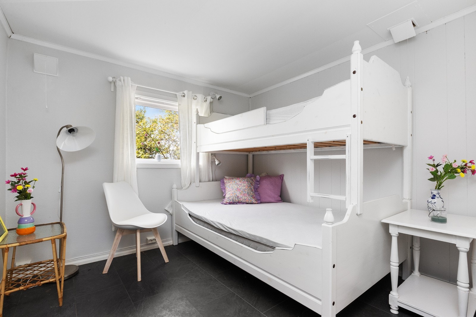 Anneks innredet for overnattingsmuligheter Galleribilde
